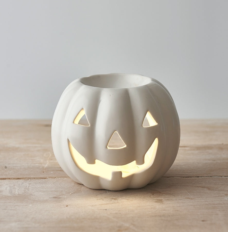 WHITE  PUMPKIN OIL BURNER